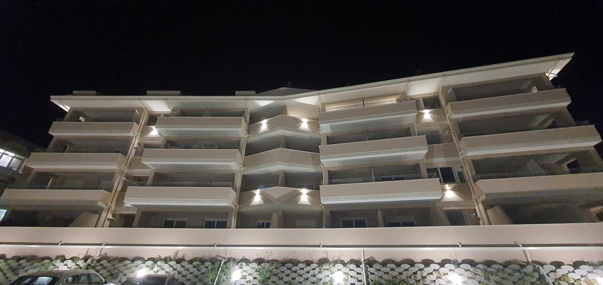 Middle Town Palace Tropea Kültér fotó